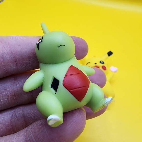 Pokemon Mixed Lot Larvitar Battle Figure & Pikachu - Picture 3 of 8